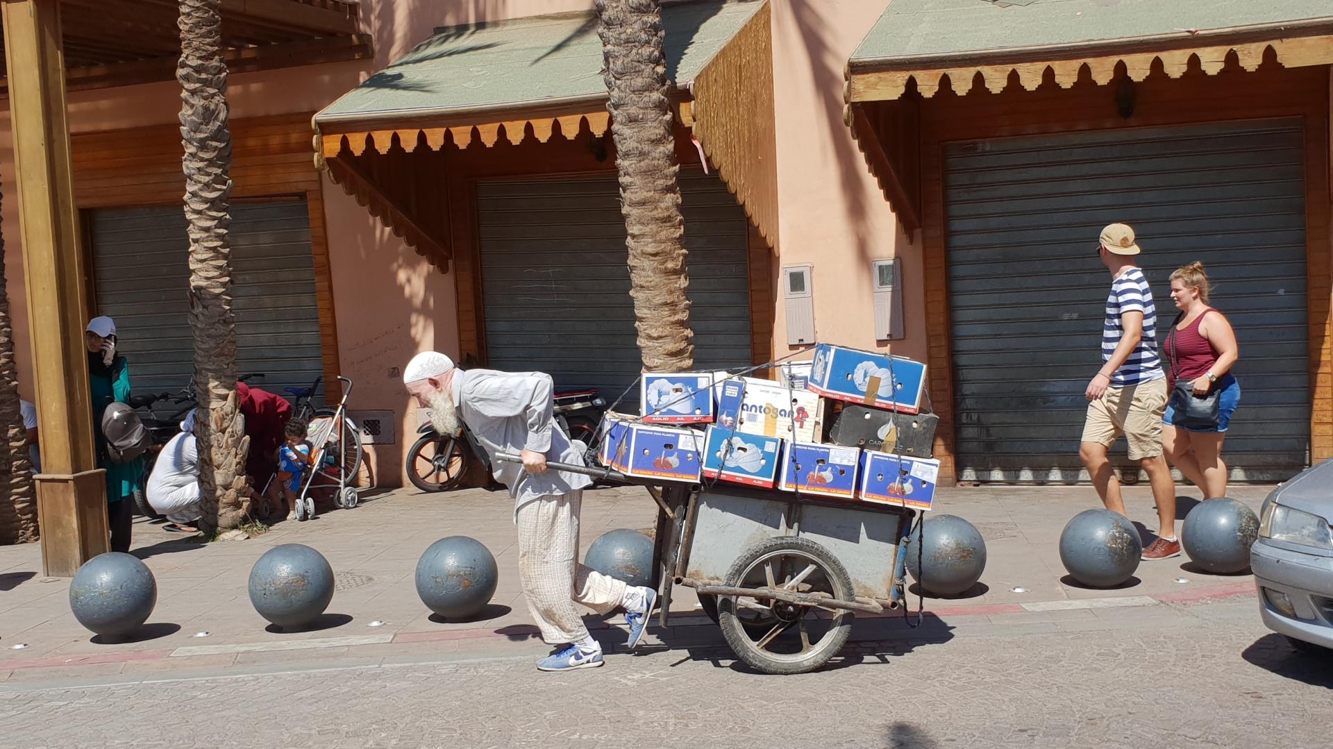 Dans les rues de Marrakech par Bruno ansoud 1